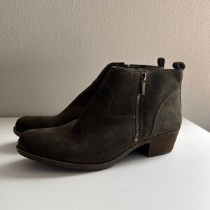 Brand New Lucky Brand Olive Suede Ankle Boots